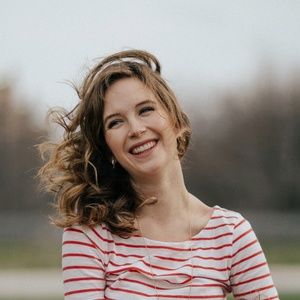 Meet your Posher, Valerie